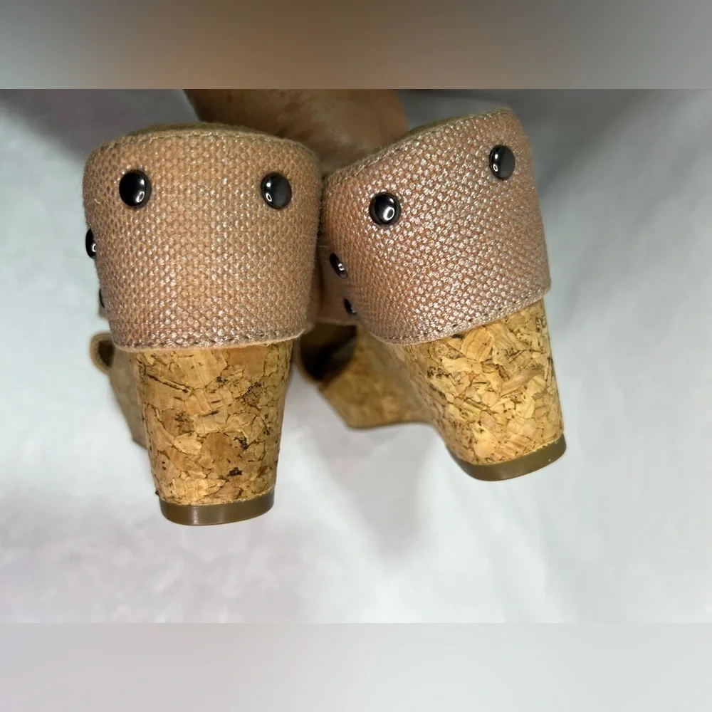 Merona Shimmer Peachy Beige Cross-Strap Slides Women’s Size 7.5
